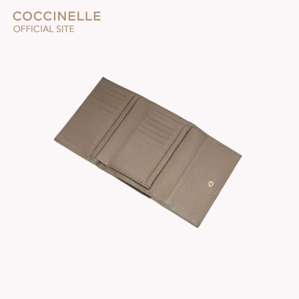 กระเป๋า Coccinelle รุ่น Metallic Soft 2