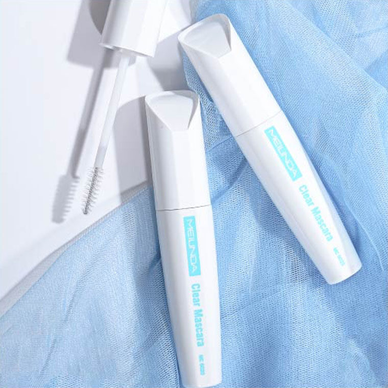 Clear Mascara 3