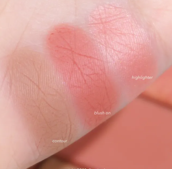 Cheek Story 3-in-1 Blush Palette 2
