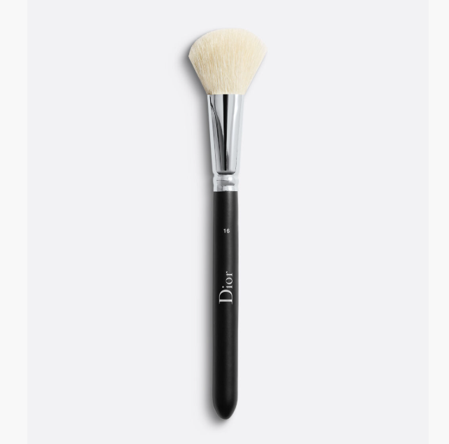 Backstage Blush Brush N°16 Makeup Brush 3