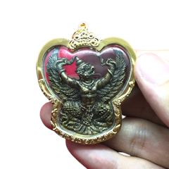 พญาครุฑ เนื้อเม็ดมะขาม