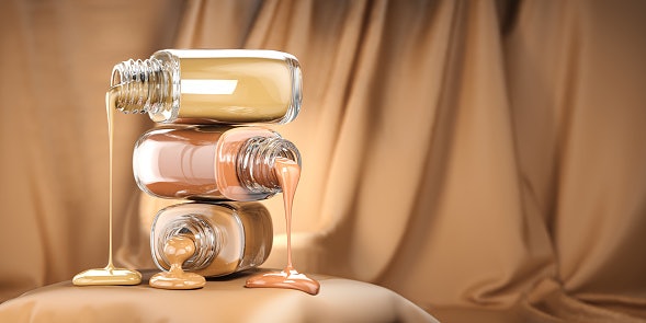 เลือกรองพื้นที่ระบุว่าเป็น Long Lasting, Double Wear, Long Wear หรือที่กันน้ำได้