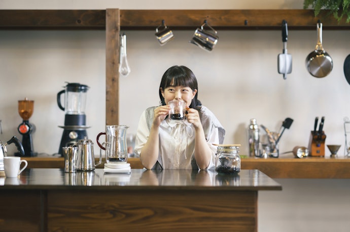 ตรวจสอบวัสดุดริปเปอร์ของชุดดริปกาแฟเพื่อรักษาอุณหภูมิ