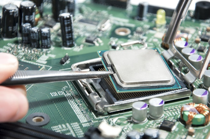 ตรวจสอบ CPU Cooler ให้มีลักษณะเข้ากันได้กับ CPU Socket