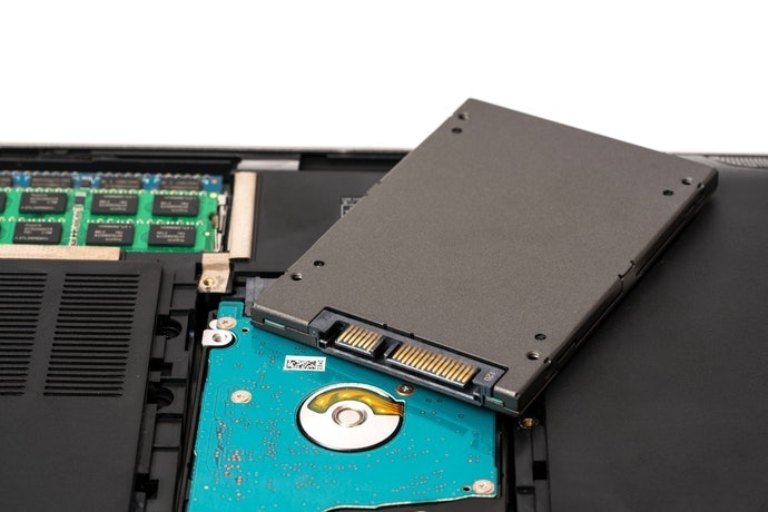 เลือก RAM และพื้นที่จัดเก็บข้อมูล ให้เพียงพอกับการใช้งาน