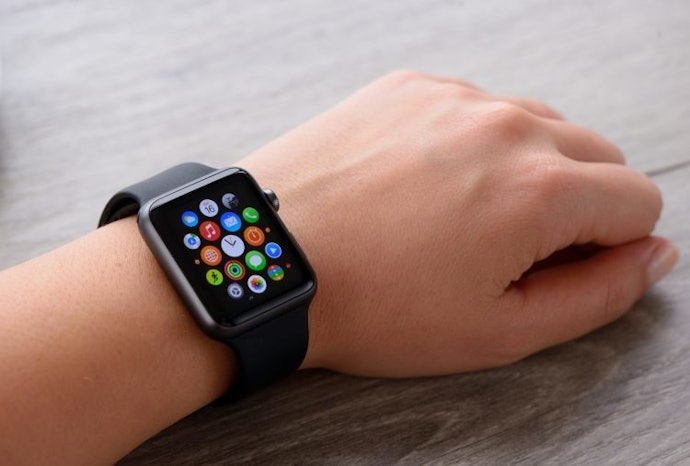 ตรวจสอบขนาดและความเหมาะสมกับข้อมือของสาย Apple Watch