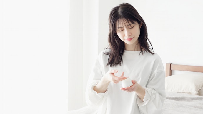 หลีกเลี่ยงกันแดดเนื้อเจลที่มีส่วนผสมของน้ำหอม แอลกอฮอล์ และสารกันเสีย