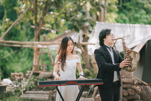 ตรวจสอบขนาดและน้ำหนักของเปียโนไฟฟ้าที่เหมาะสม