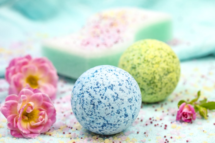 เลือก Bath Bomb ตามสีและกลิ่นที่ชื่นชอบ