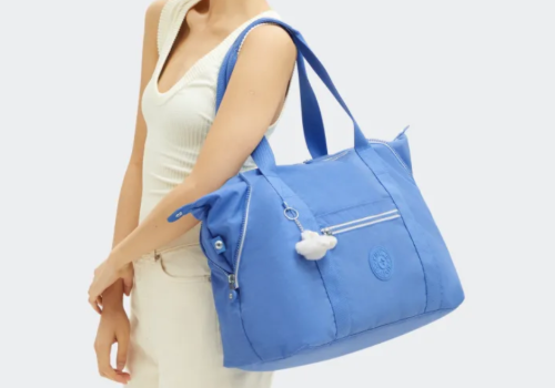 เลือกจากรูปแบบกระเป๋า Kipling ที่เหมาะสมกับการใช้งาน