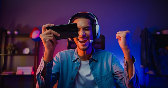 อย่าลืมเลือกหูฟังเกมมิ่งมือถือที่มีฟังก์ชันสนับสนุนการเล่นเกม