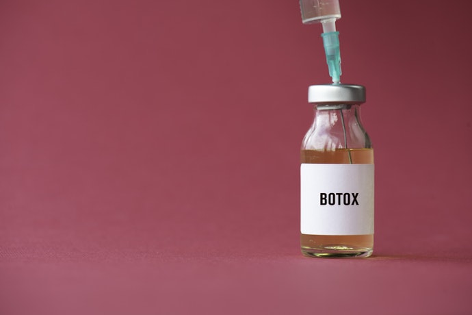 ฉีด Botox ลดกรามและหลายส่วน กระจายได้แม่นยำ เลือกโบท็อกซ์ Allergan