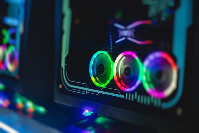 เลือก CPU Cooler จากคุณสมบัติอื่นที่สนับสนุนการใช้งาน