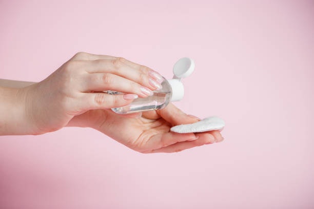 กรณีคนที่มีผิวแพ้ง่ายให้มองหาสูตรที่ระบุว่า Hypoallergenic หรือ Dermatologically Tested