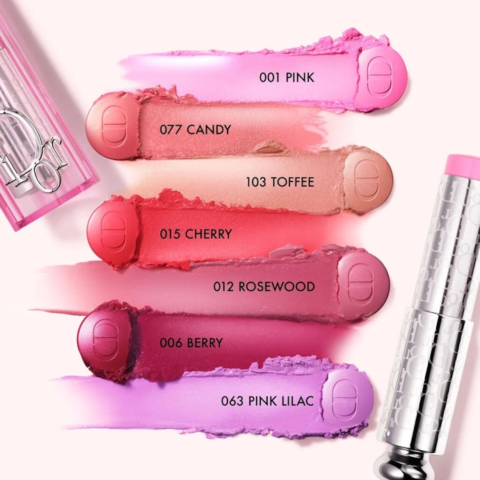 เลือกเฉดสีบลัชออน Dior ให้เหมาะกับโทนผิวเพื่อให้ได้ลุคเป็นธรรมชาติ
