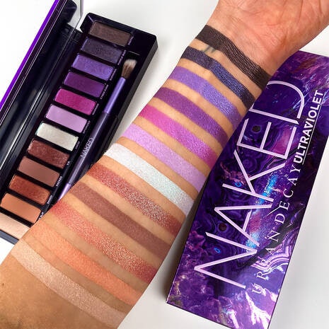 เลือกฮอตไอเทม Naked Eyeshadow Palette