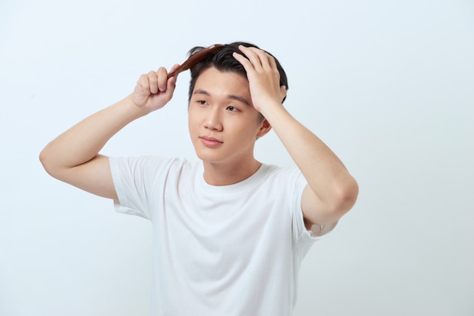 เลือก Hair Tonic ปราศจากซิลิโคน พาราเบน น้ำหอม และแอลกอฮอล์