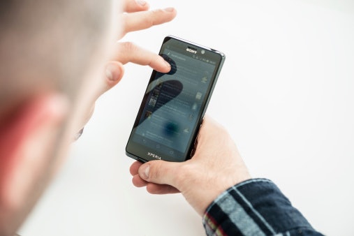 เลือกโทรศัพท์ Sony Xperia จากขนาดและการใช้งาน