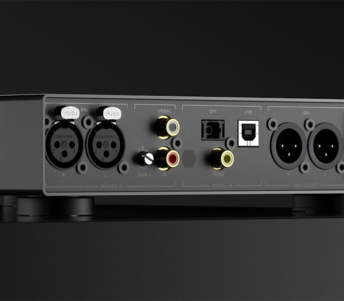 เลือกซื้อ DAC ที่มีพอร์ตเชื่อมต่อหลากหลาย