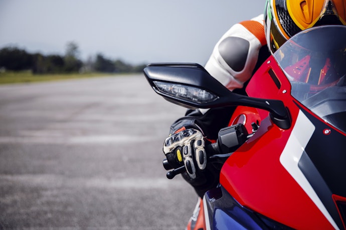 เลือกประเภทบิ๊กไบค์ 650cc ให้เหมาะกับการขับขี่ หากเน้นขับทางไกลแนะนำบิ๊กไบค์ทัวร์ริ่ง