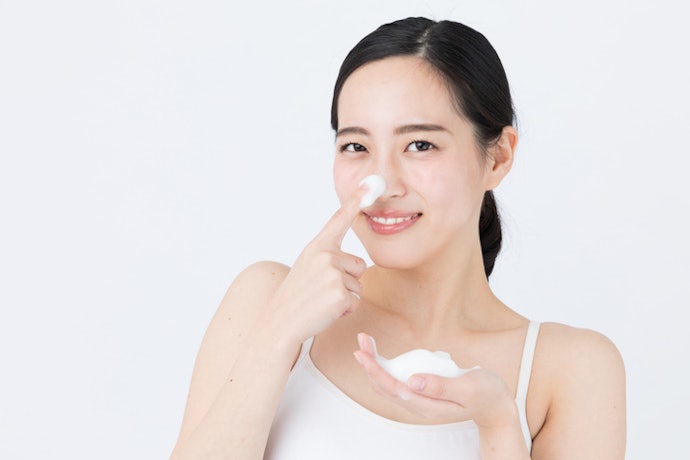 เลือก Cleansing Cream ที่ไม่มีน้ำหอม แอลกอฮอล์ พาราเบน และสีสังเคราะห์