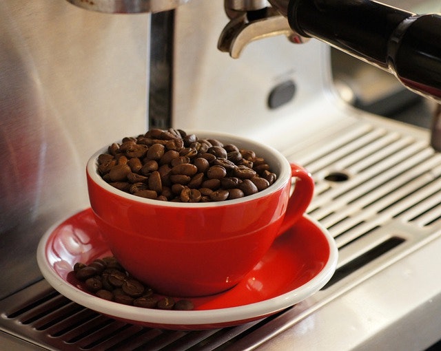 เลือกเครื่องชงกาแฟ De'Longhi แบบผสม 2 in 1