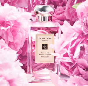 “Floral Collection” เพิ่มเสน่ห์ความหรูหรา และสง่างาม
