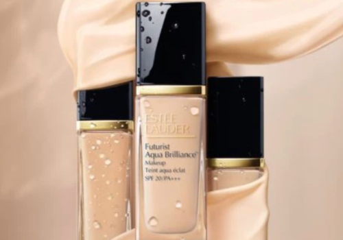 สำหรับผู้ที่มีผิวแห้ง เลือกรองพื้น Estee Lauder สูตรน้ำ