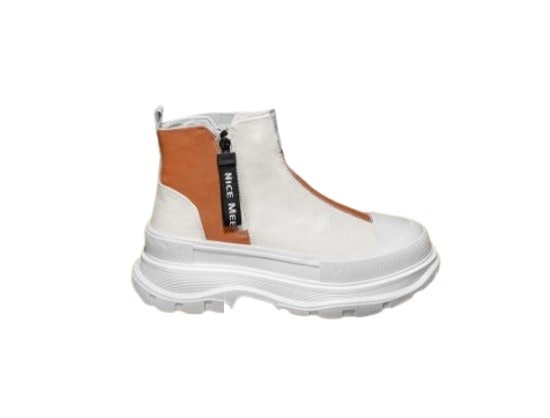 หากต้องการดีไซน์ทันสมัย เหมาะกับรองเท้าหุ้มข้อ Fashion Boots