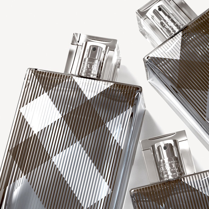 ซีรีส์ Burberry Brit น้ำหอมแบบฉบับดั้งเดิมที่เหมาะกับการพบปะทางธุรกิจ