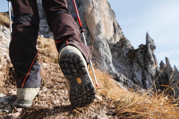 สำหรับเดินบนพื้นหิมะและภูเขาสูง เลือกแบบ Mountaineering Boots