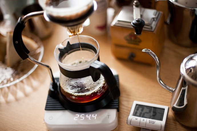 มีความชำนาญในการดริปอยู่แล้ว เลือกชุดดริปกาแฟที่มีอุปกรณ์เสริมเพิ่มมากขึ้น