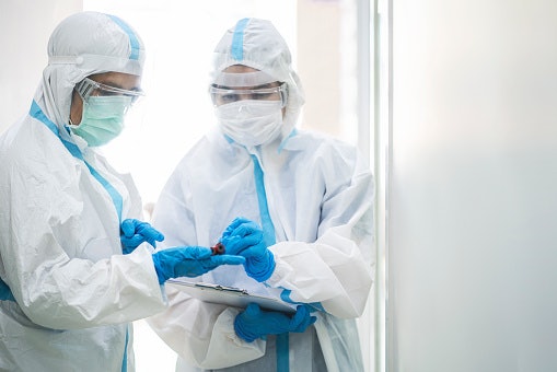 ชุด PPE สำหรับพื้นที่เสี่ยงต่อการระบาด