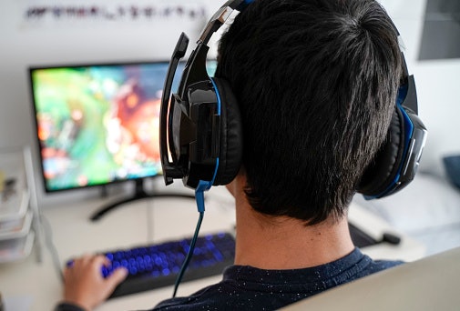 เลือกหูฟังที่มีไดรเวอร์เหมาะกับแนวเกมที่เล่น ขอแนะนำ Magnetic Driver สำหรับการแข่งขัน