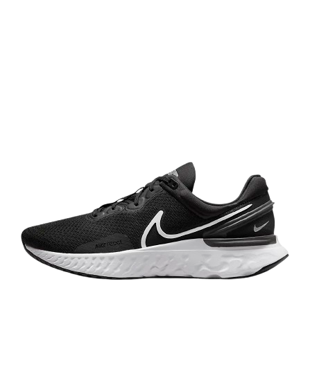 เลือกวัสดุมิดโซลของรองเท้าวิ่ง Nike เพื่อช่วยลดแรงกระแทกขณะวิ่ง