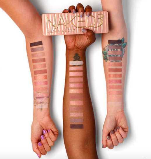 Urban Decay : เม็ดสีฟุ้งกระจายสวย ให้ความหวานในสไตล์สาวสายฝอ