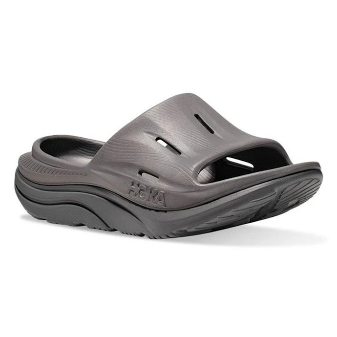 รองเท้า Hoka สำหรับใส่ลำลองในชีวิตประจำวัน