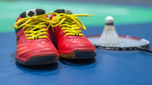 เลือกรองเท้าที่พื้น Midsole ทำจากโฟมสังเคราะห์ นิ่มเด้งแต่ไม่ยวบ รองรับแรงกระแทกได้ดี