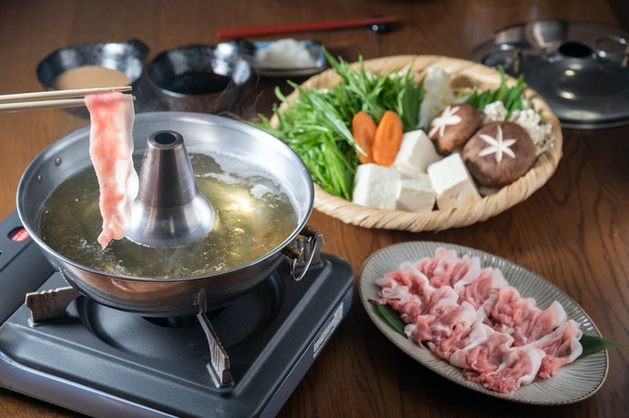 หม้อแบบมีปล่อง : เหมาะสำหรับการรับประทานชาบูที่สุด