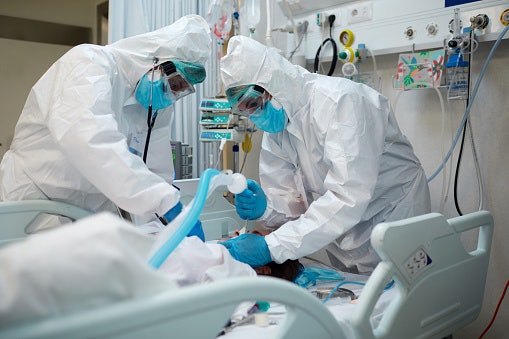 ชุด PPE สำหรับห้องความดันลบ/ห้อง ICU