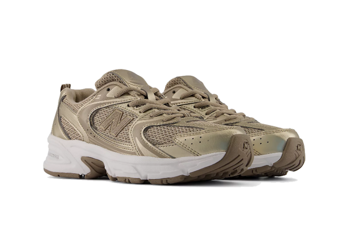 New Balance 530 / 574 สำหรับสายสตรีทที่เน้นใส่เดินเที่ยวหรือใช้ในชีวิตประจำวัน