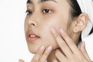 ผิวแพ้ง่าย ควรหลีกเลี่ยงสารจำพวกแอลกอฮอล์
