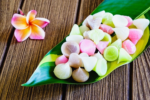 ขนมอาลัว
