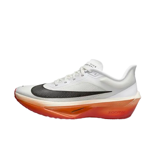 เลือกวัสดุเอาต์โซลของรองเท้าวิ่ง Nike เพื่อเพิ่มการยึดเกาะและความทนทาน