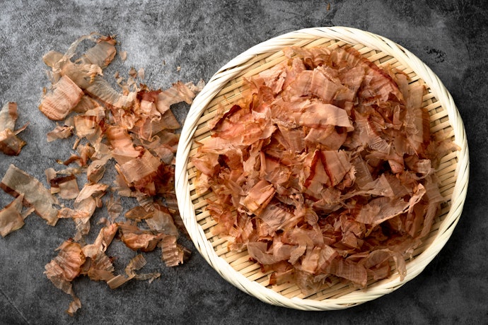 เลือกคัตสึโอะดาชิ (Katsuo Dashi) จากปลาแห้งญี่ปุ่น เหมาะกับเมนูอาหารญี่ปุ่นทั่วไป