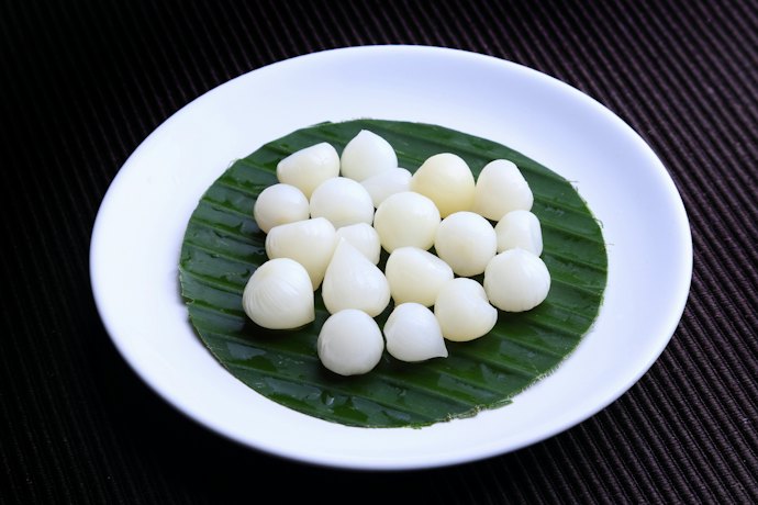 กระเทียมโทนขาว