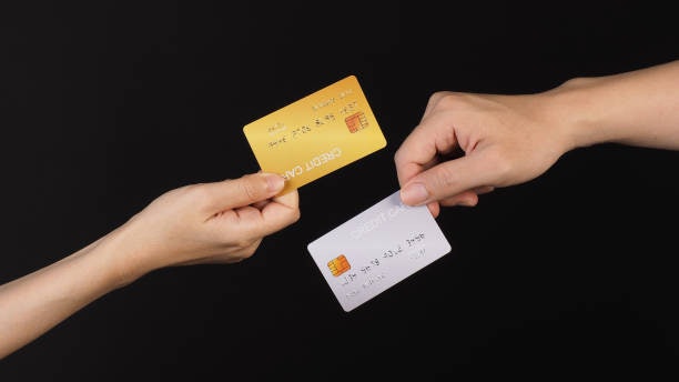 เลือกบัตรเครดิตที่มีระบบ Cash Back เพิ่มขึ้นกว่าเดิม หากมีการใช้จ่ายด้วยสกุลเงินต่างประเทศ