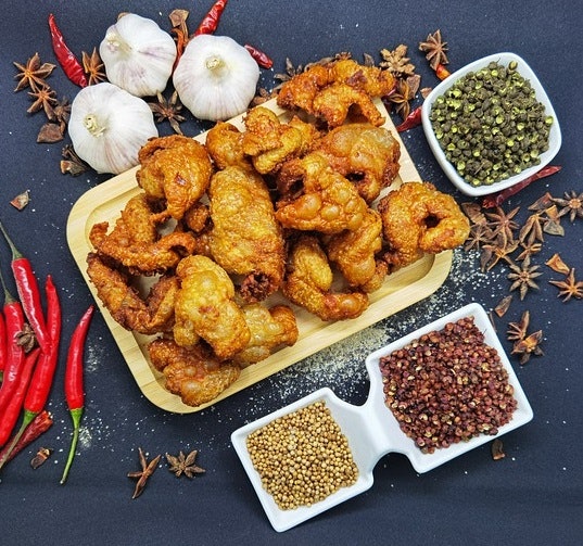 หนังไก่ทอดกรอบ