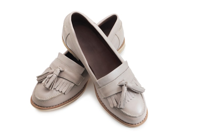 รองเท้า Loafer ทรง Tassel และทรง Kilt ตกแต่งเป็นเอกลักษณ์