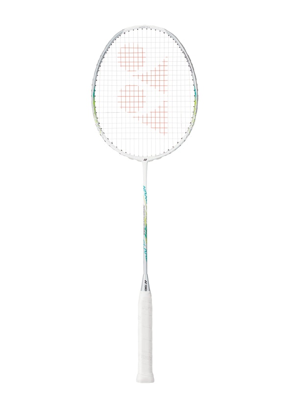 สำหรับสายสปีดหรือรับไว เลือกไม้แบด Yonex หัวเบา